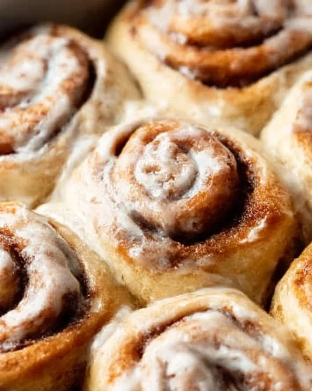 BEST Homemade Cinnamon Rolls